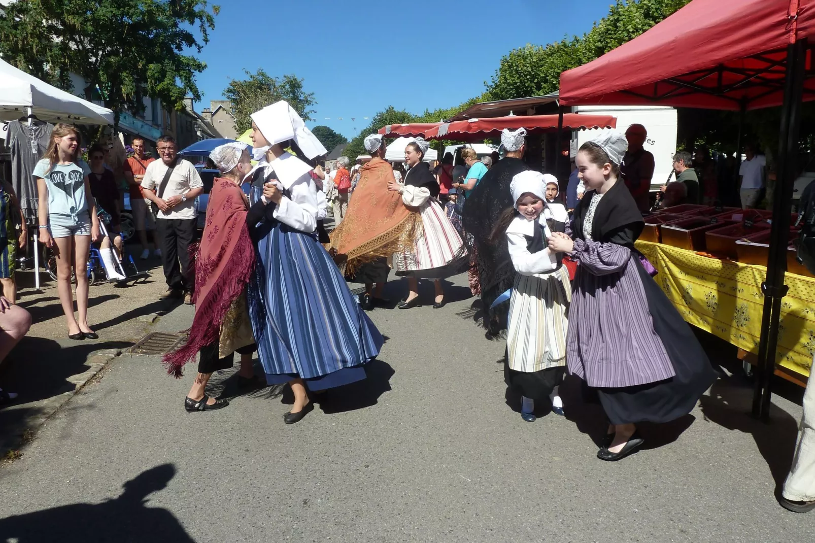 Maison Guerlesquin-Areas summer 5km