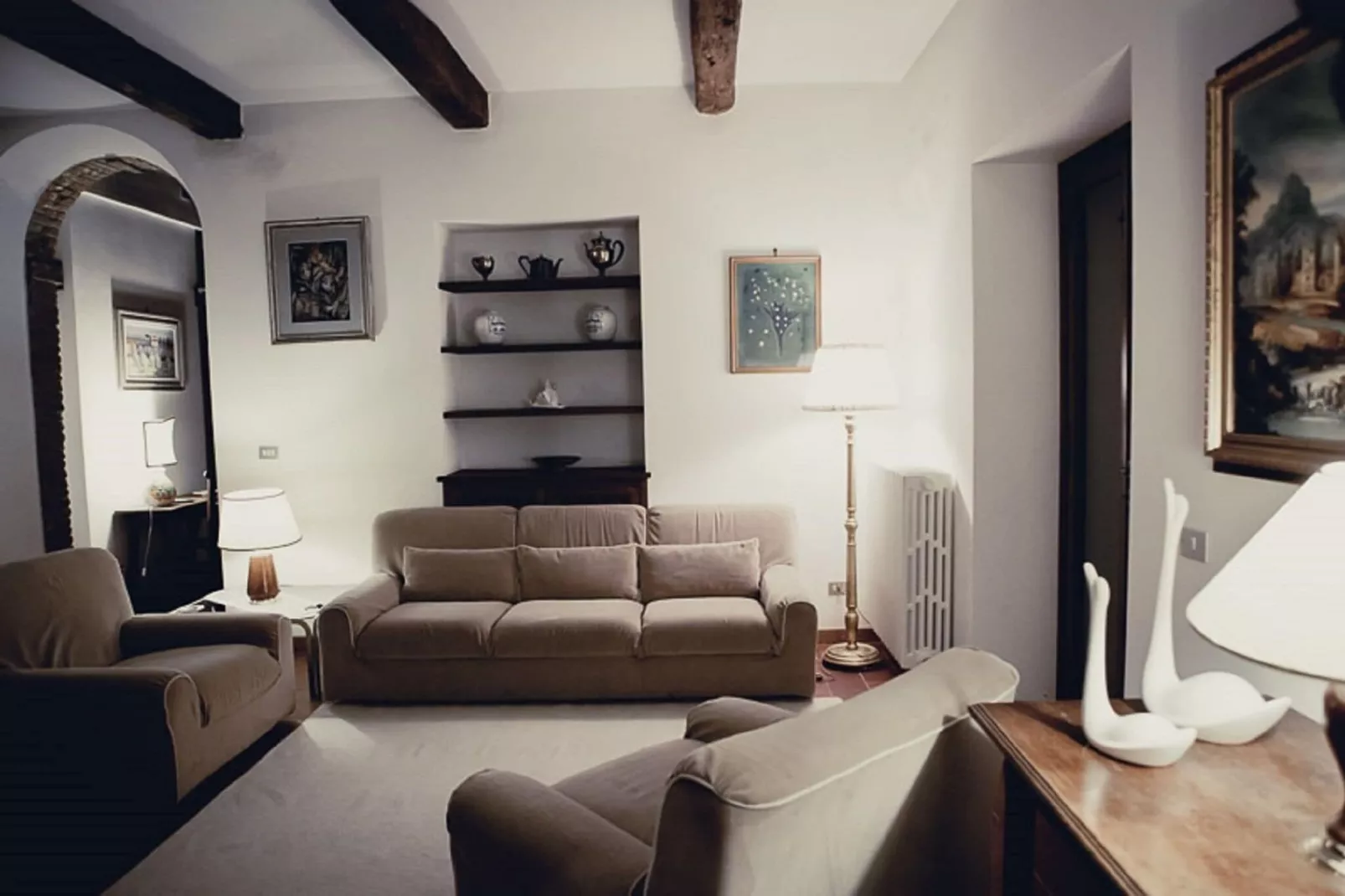 Villa del Lago-Living room