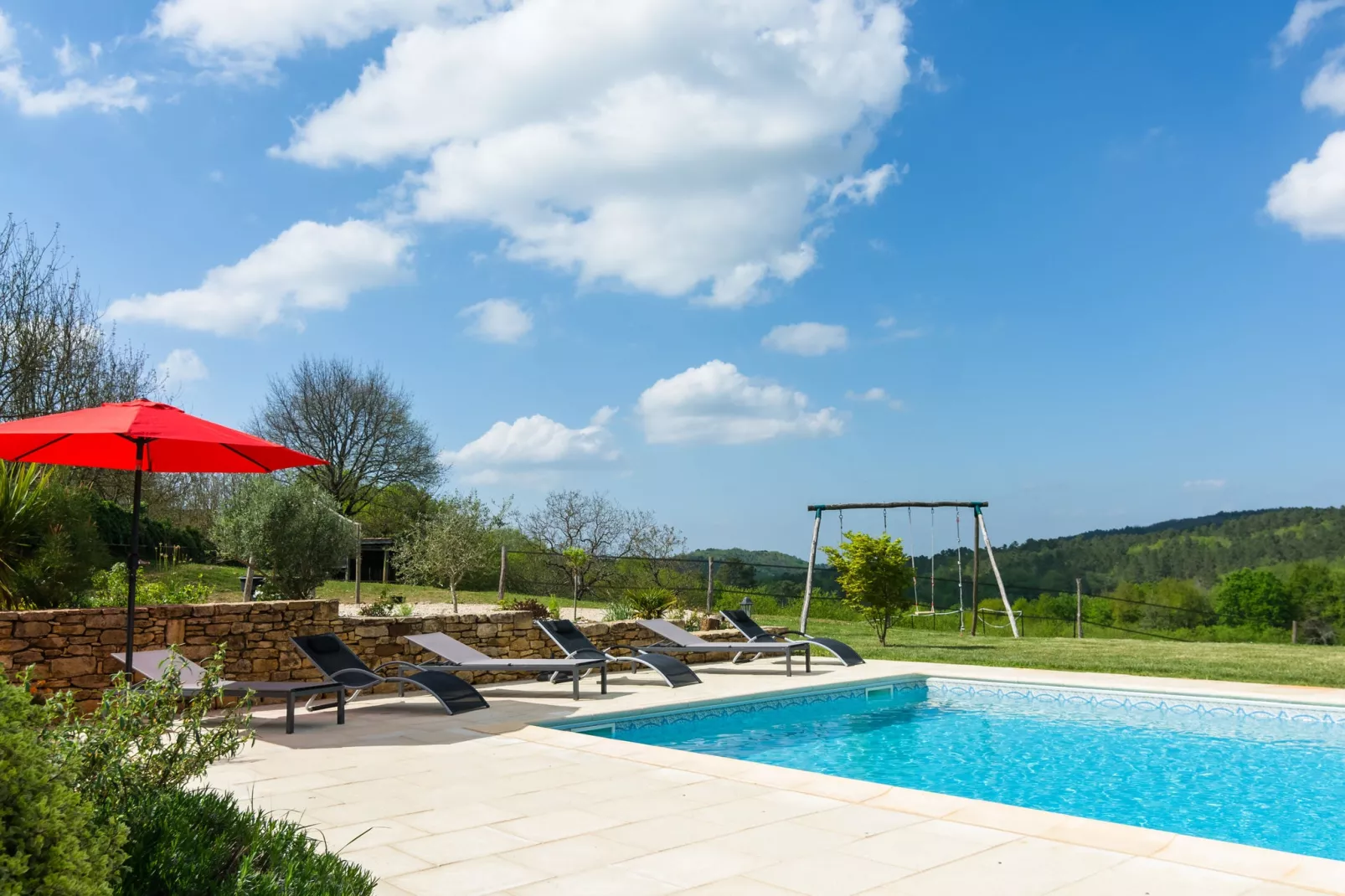 Maison de vacances Mazeyrolles 8p-Pool