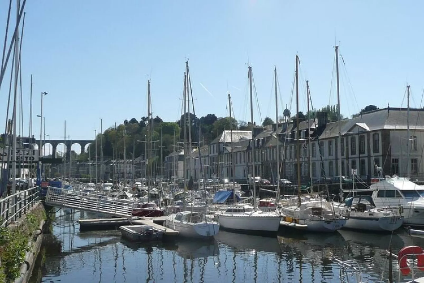 Maison Guerlesquin-Areas summer 20km