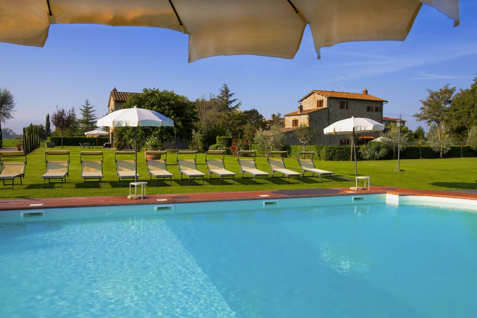 Tobia Sotto-Piscine