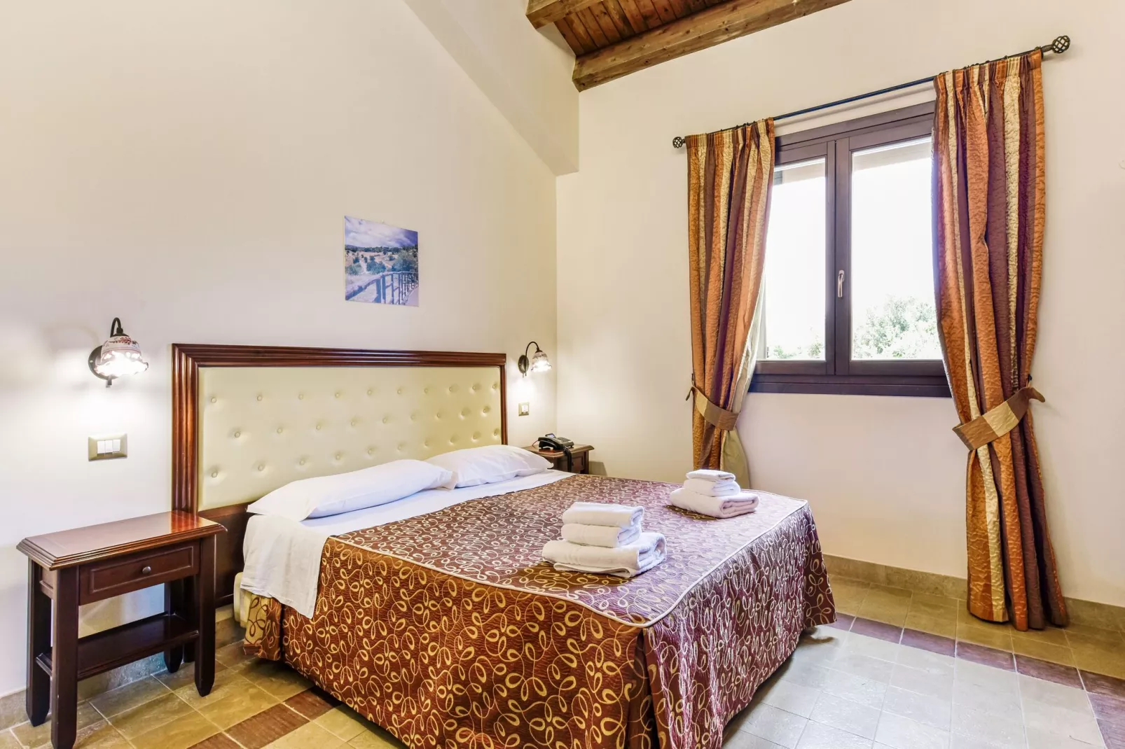 Bilo Badiula-Bedroom