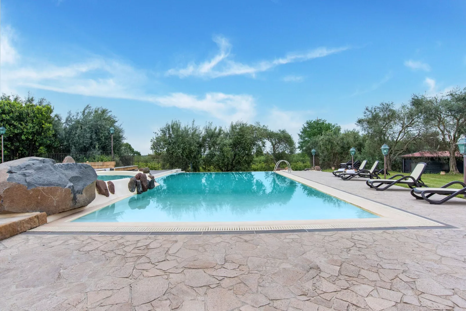 Bilo Badiula-Pool
