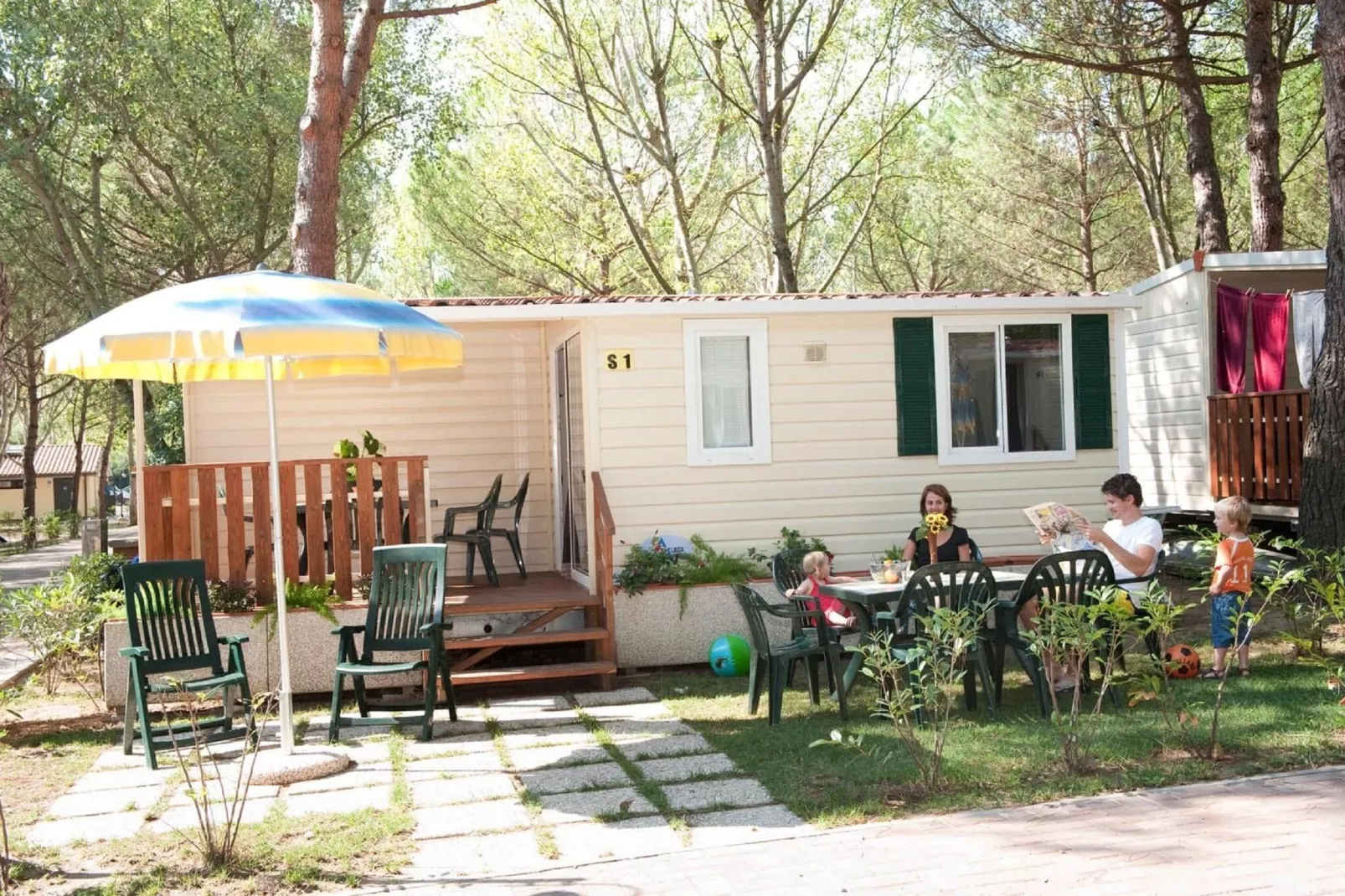 Super Comfort-Exterior summer