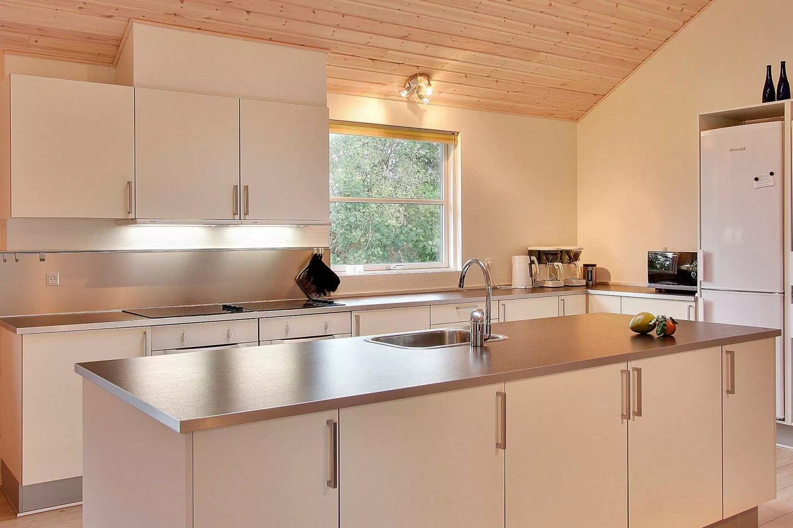 18 person holiday home in Tisvildeleje-Indoor