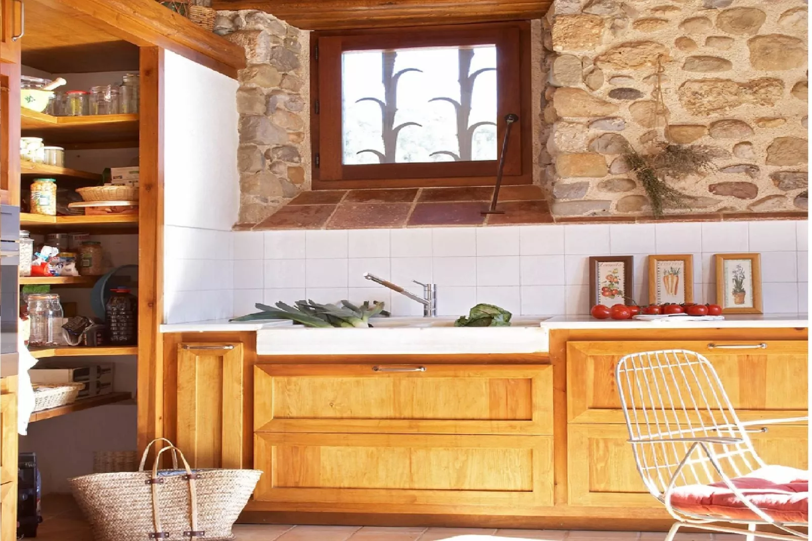 Can Borras-Kitchen