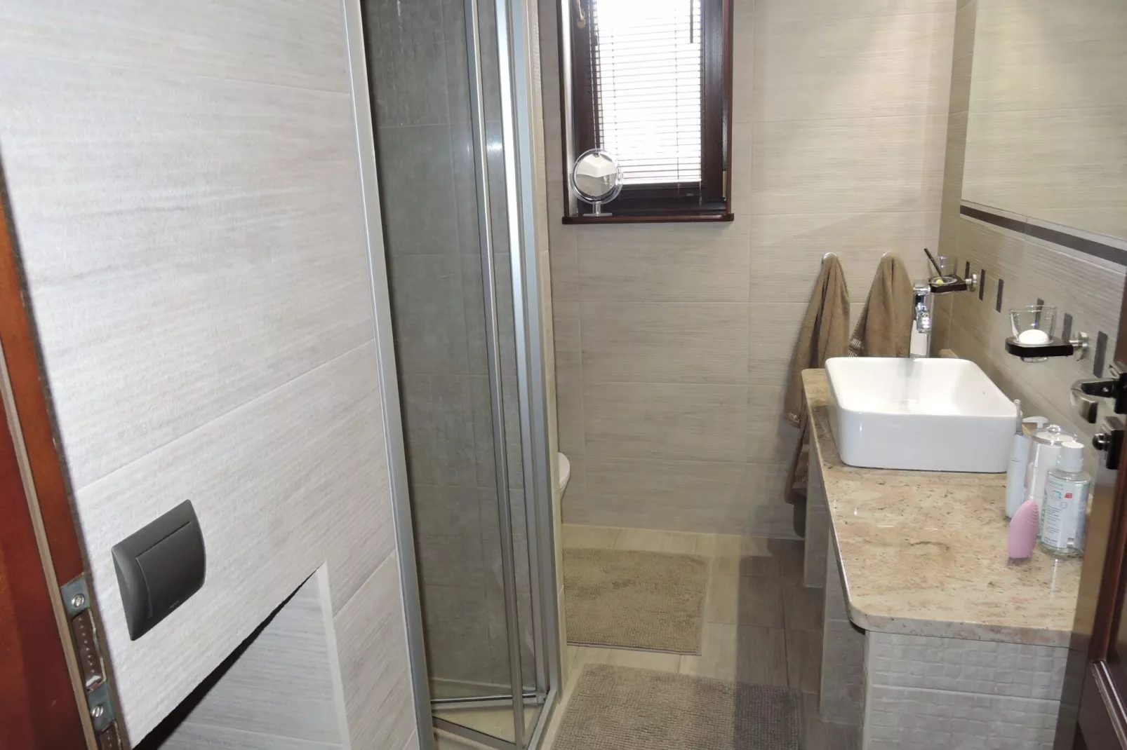 Holiday Home XXL Swinoujscie 300 qm-Bathroom