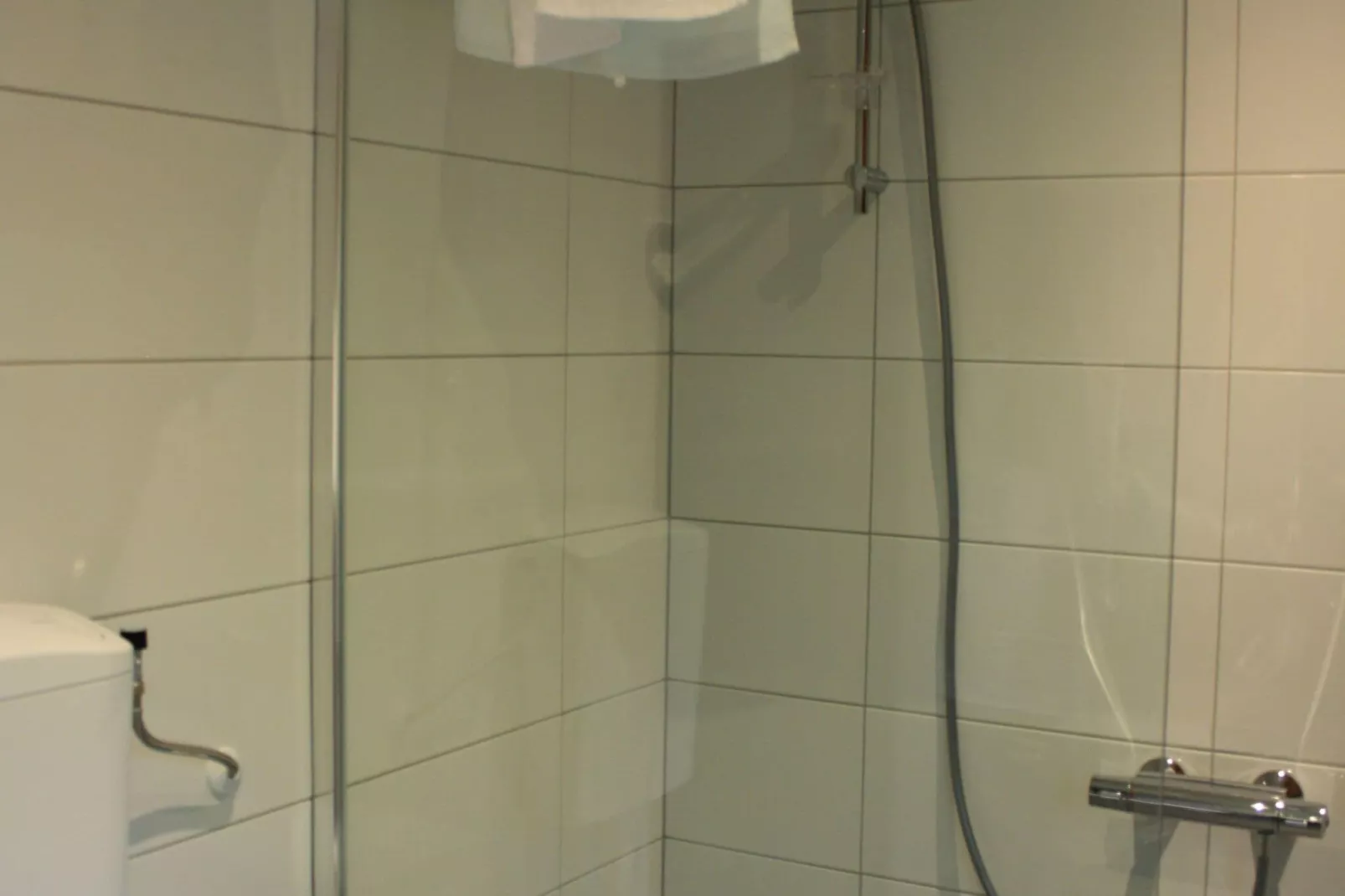 Vakantiepark Herperduin 19-Bathroom