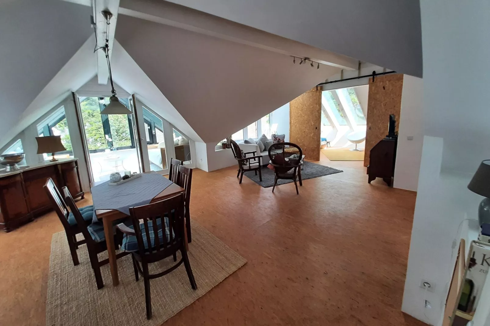 Ferienwohnung Himmelshöh im Hof der Möglichkeiten-Dining room