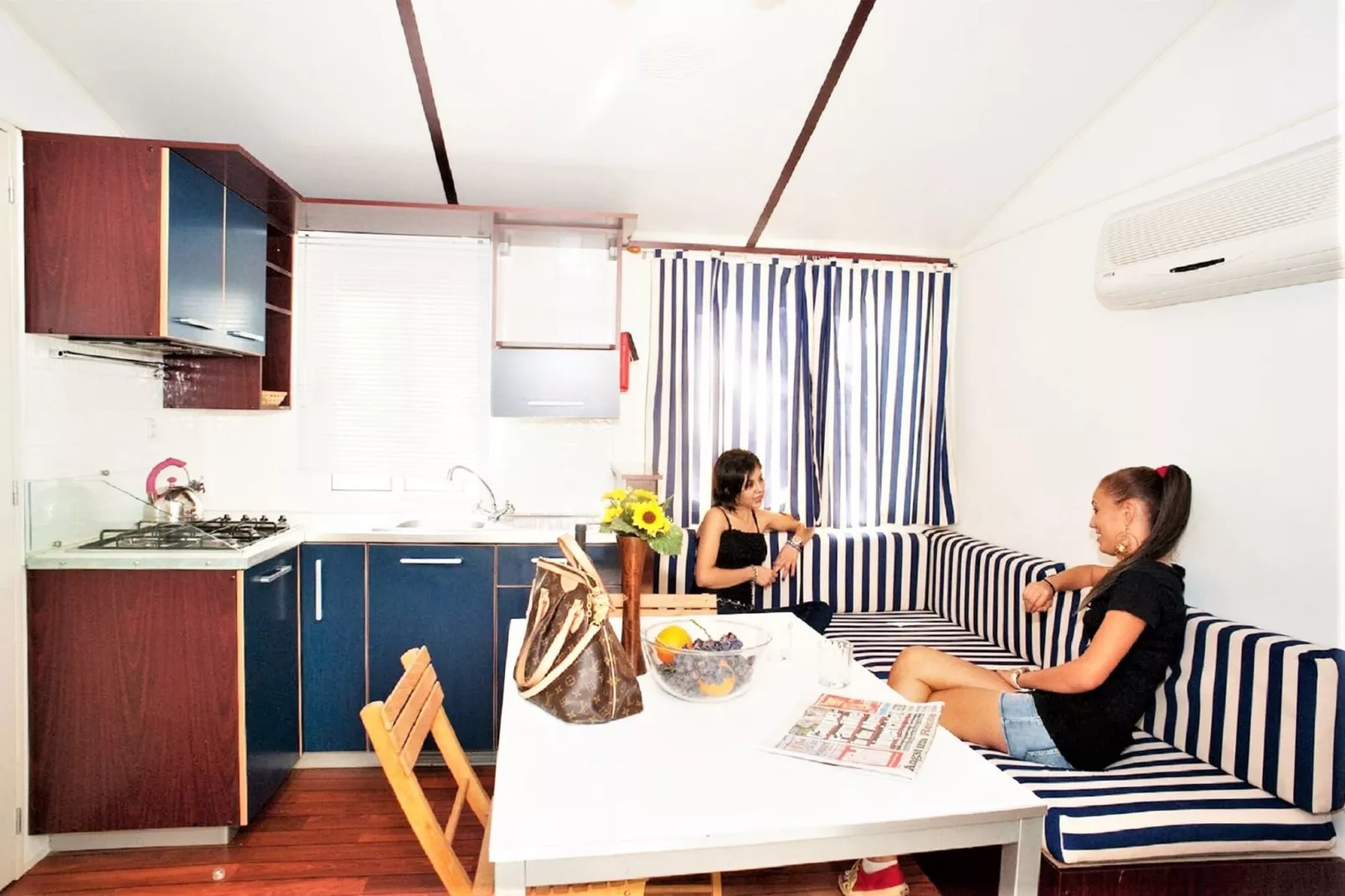 Mobil Home-Kitchen