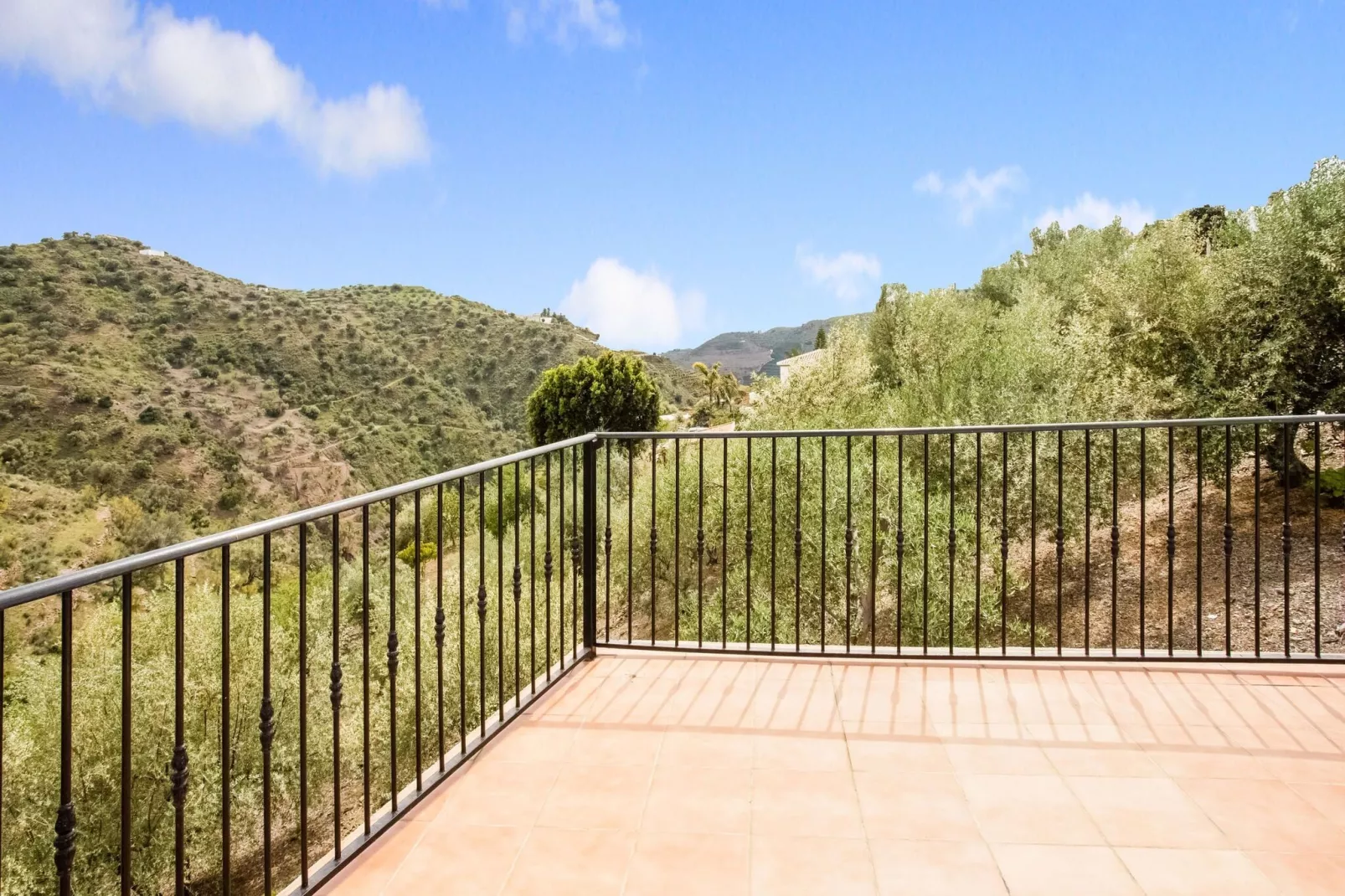 La Loma-View summer