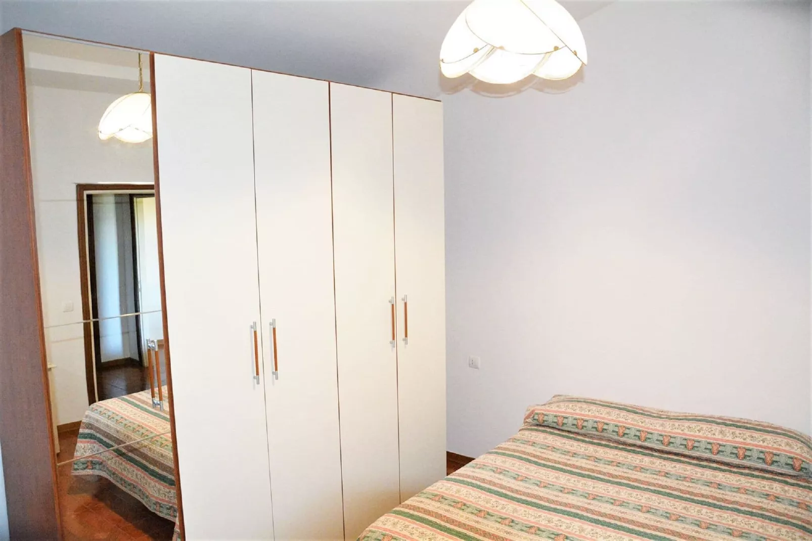 Villetta-Schlafzimmer
