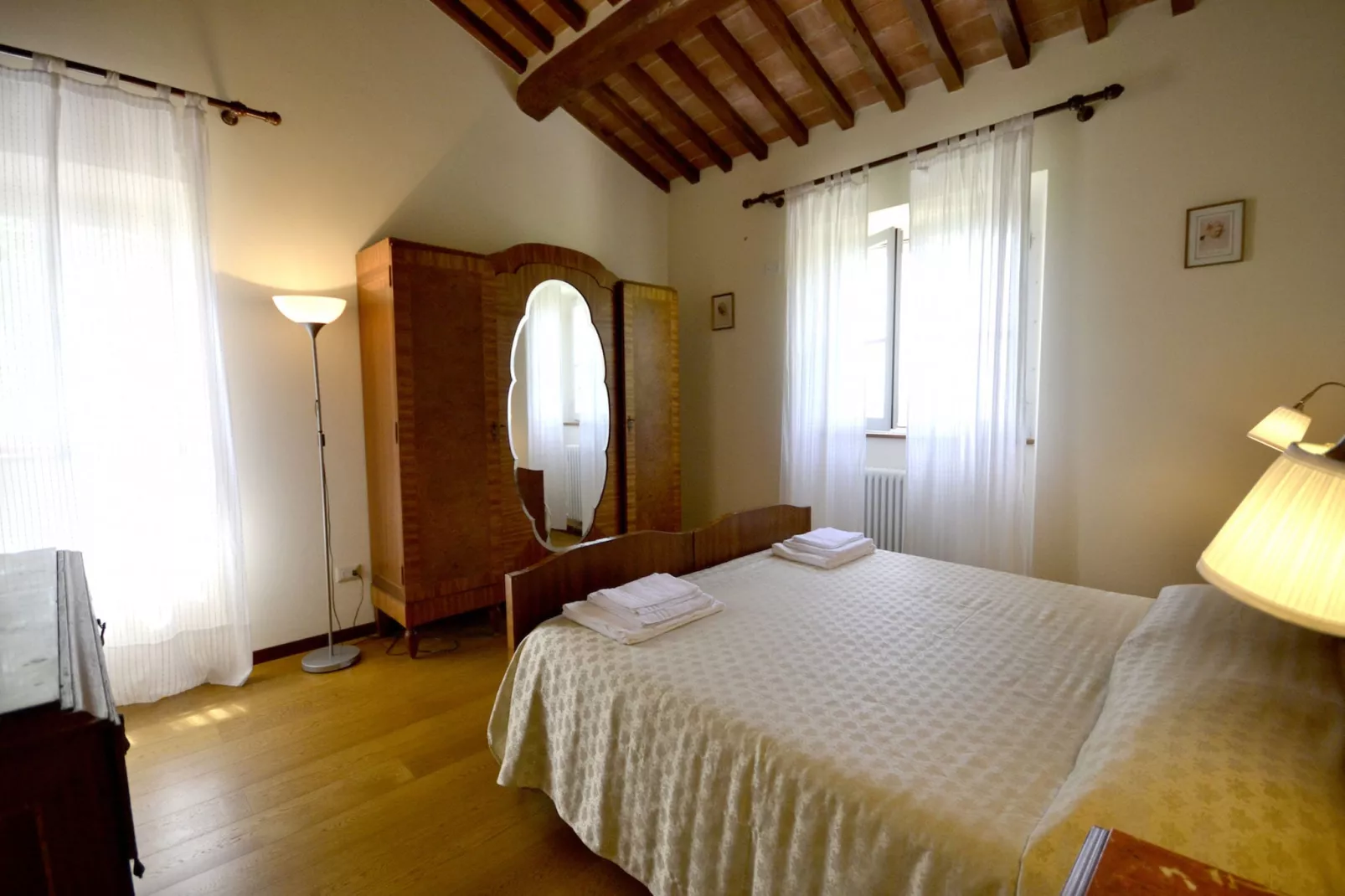 Villa Palazzone-Bedroom
