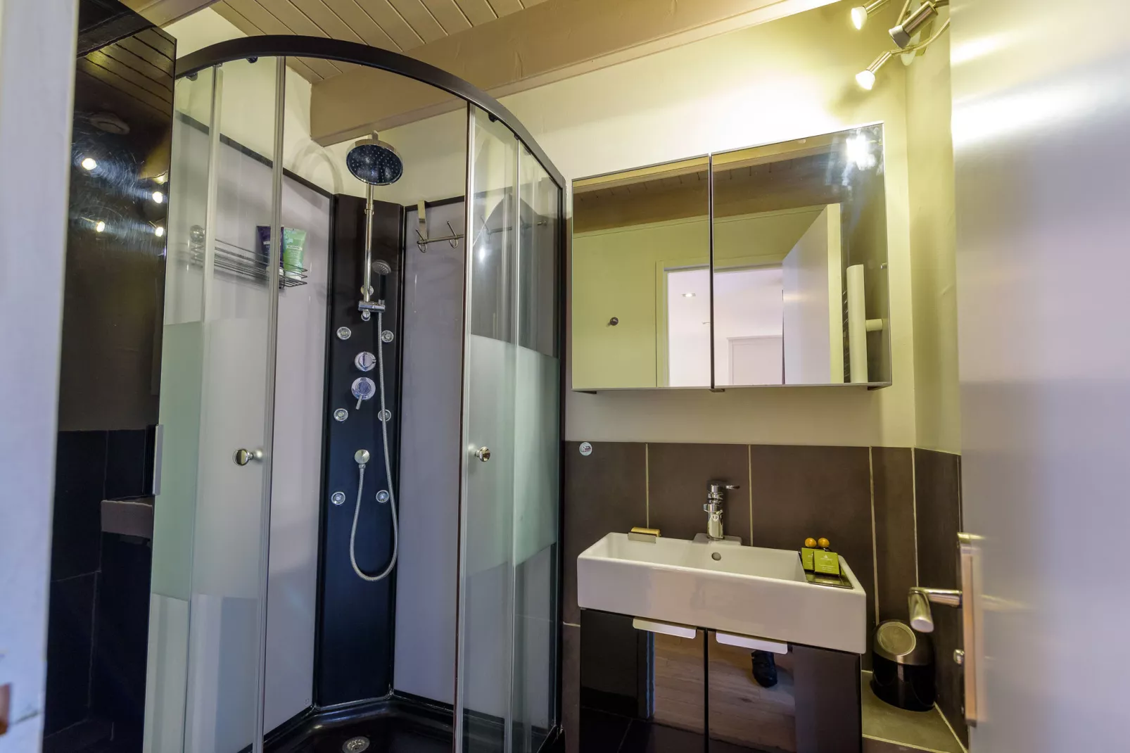 L'Estuaire-Bathroom