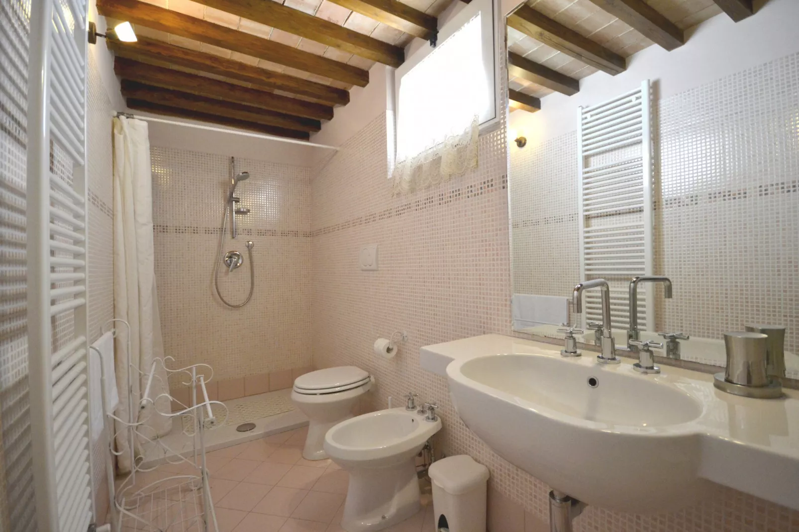 Villa Palazzone-Bathroom