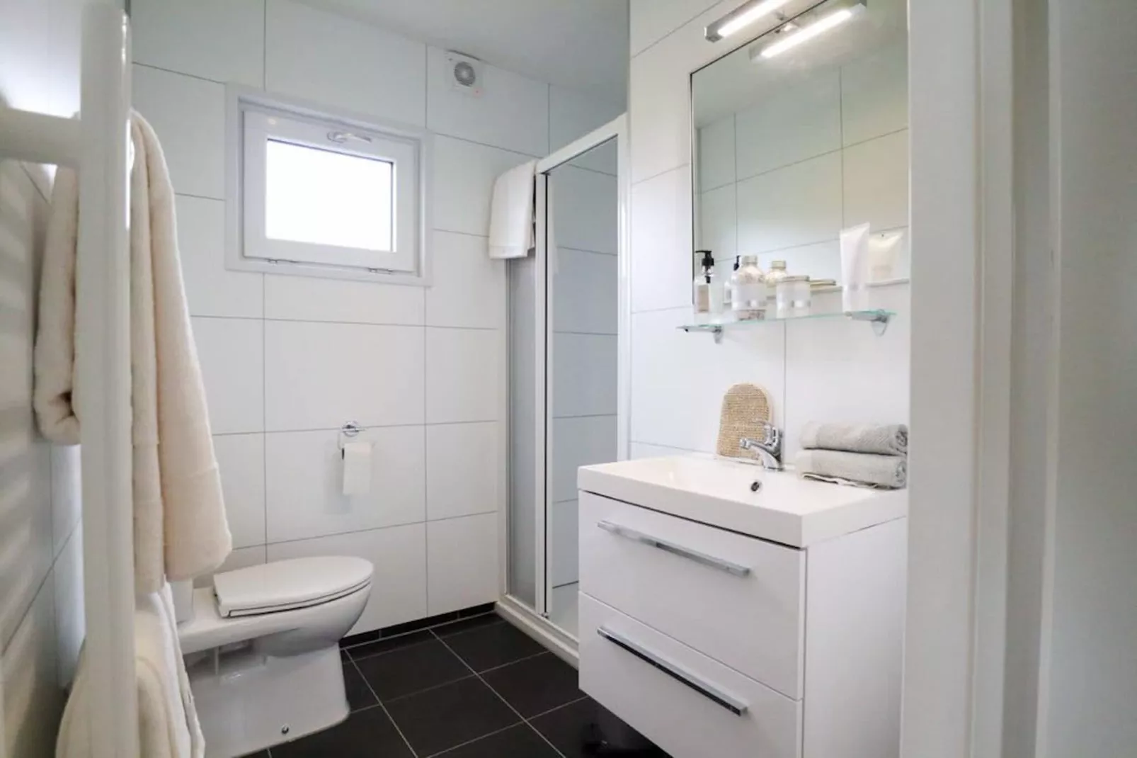 Resort Enkhuizer Strand 3-Bathroom