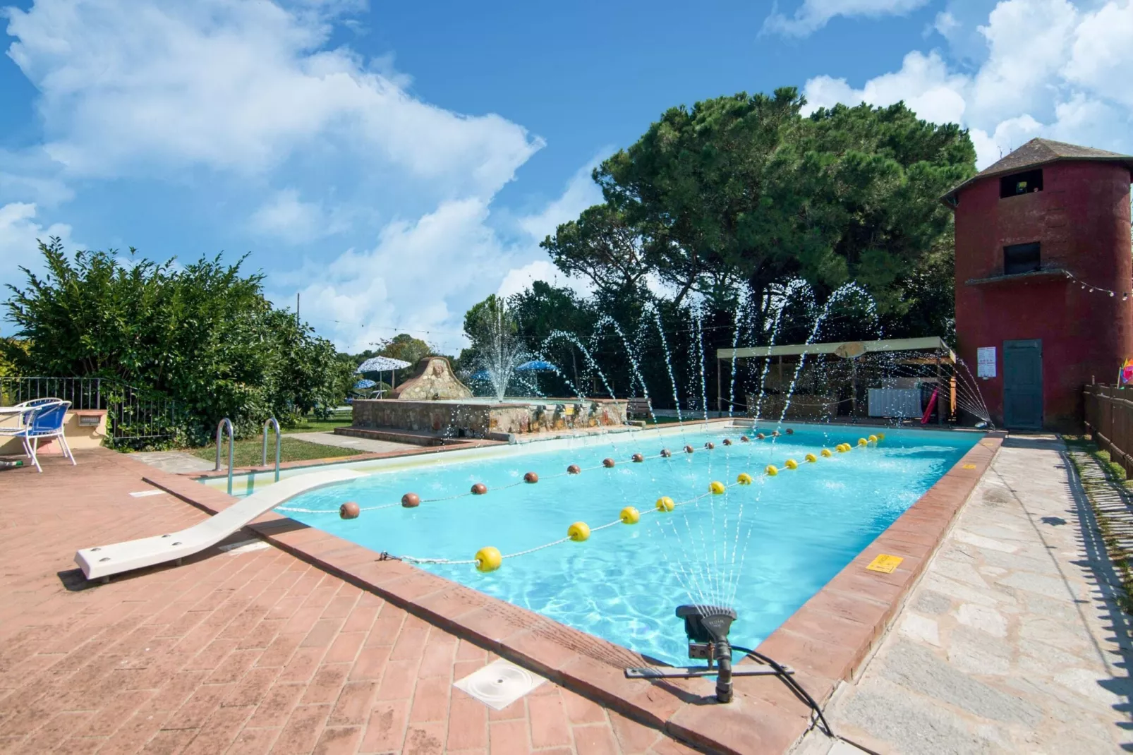 Falco-Pool
