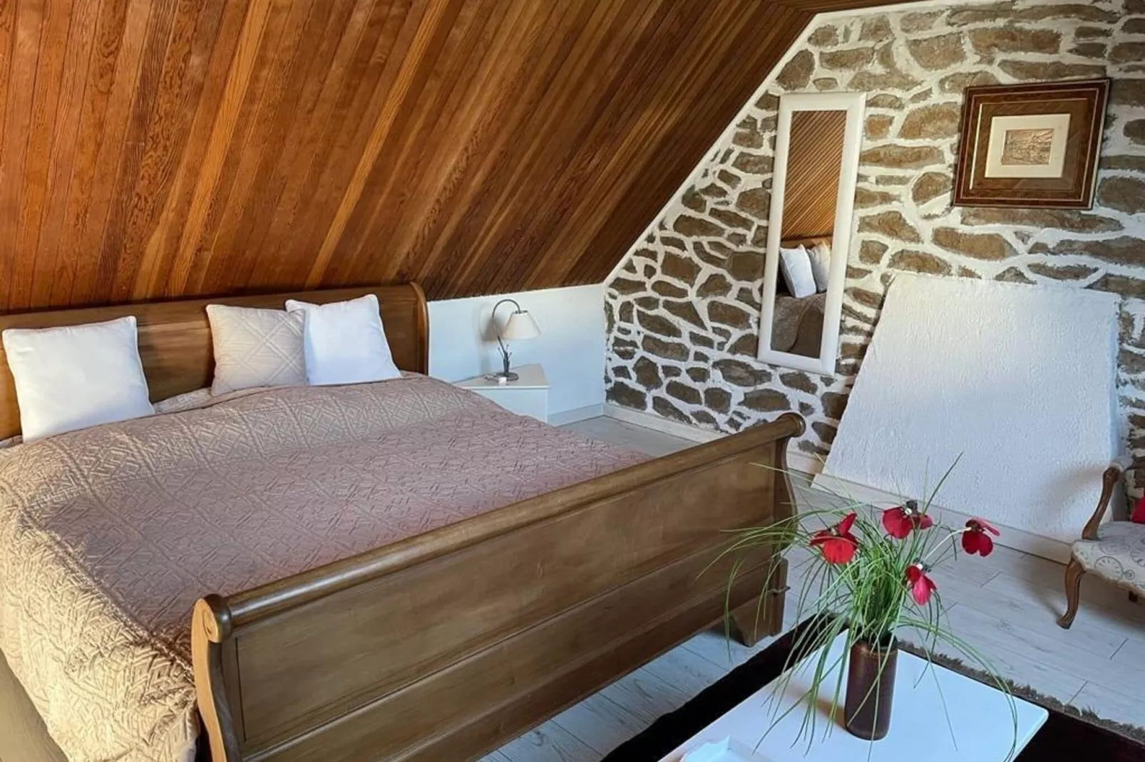 Ker Anna-Bedroom