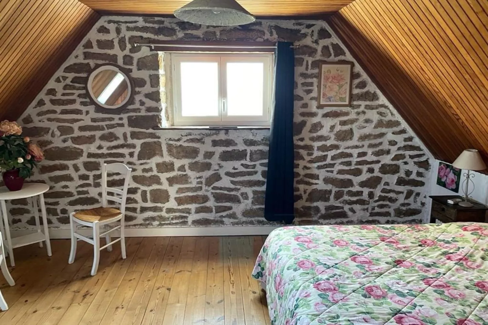 Ker Anna-Bedroom