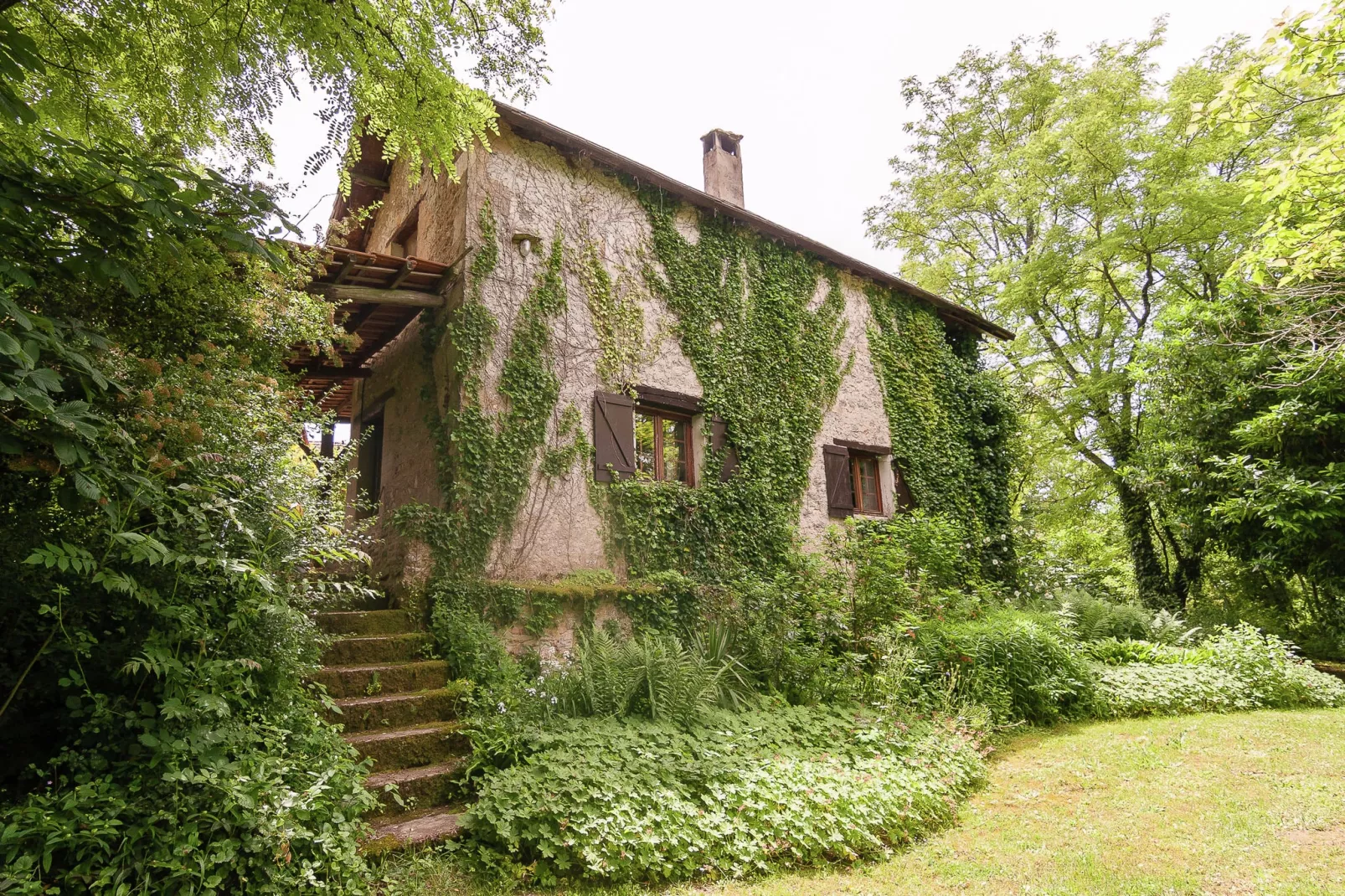 La Bergerie-Außenbereich Sommer