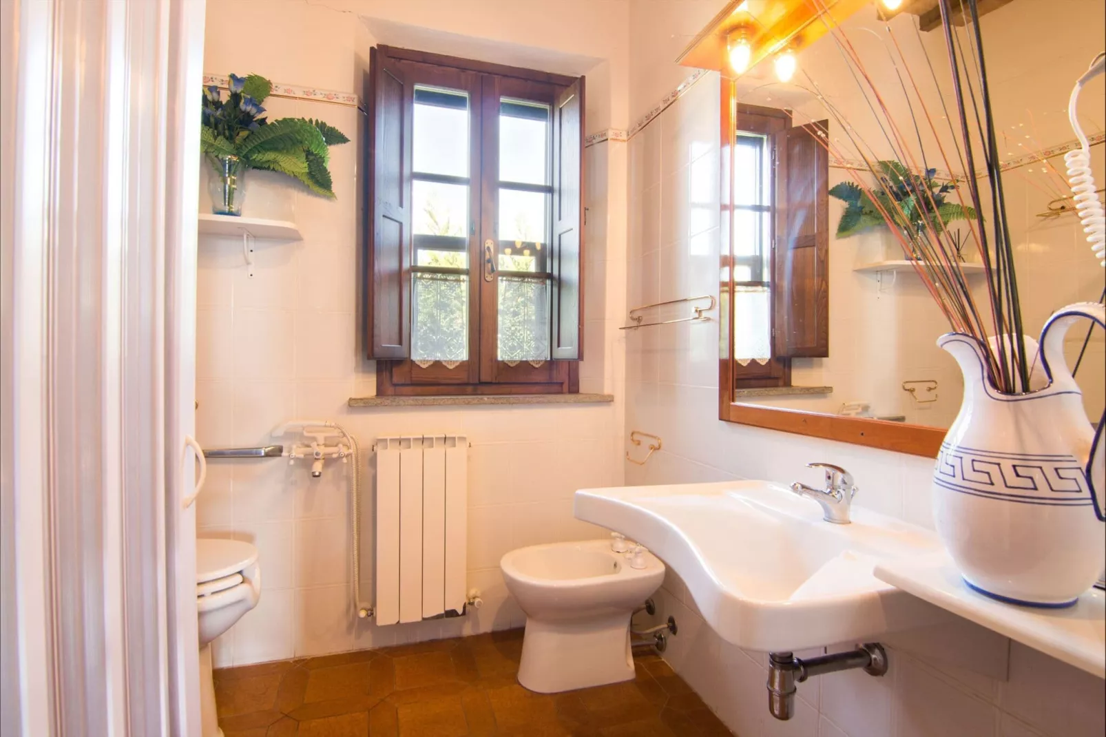 Falco-Bathroom