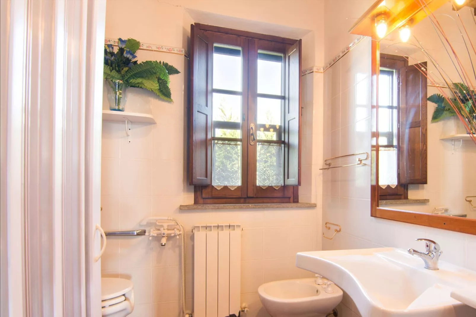 Falco-Bathroom
