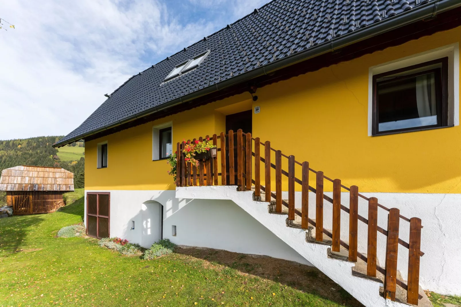 Traunig Hütte-Exterior summer