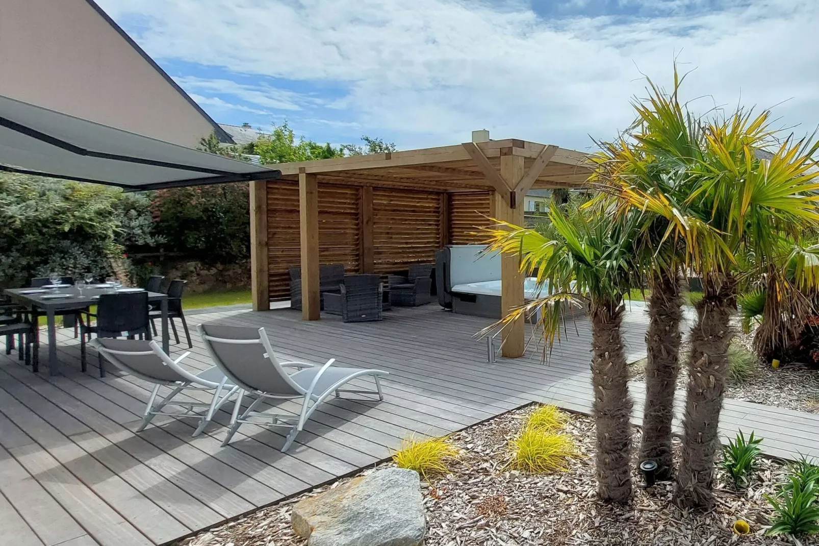 Ferienhaus mit Whirlpool Plouarzel-Gardens summer