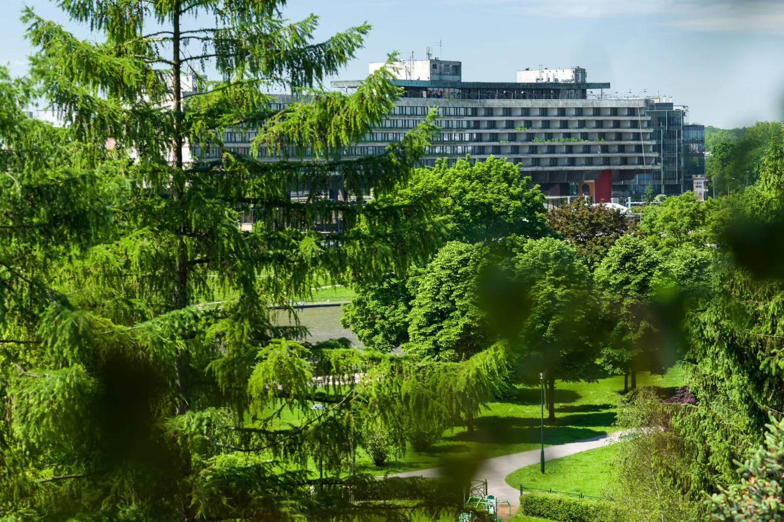 Rainbow apartment-View summer
