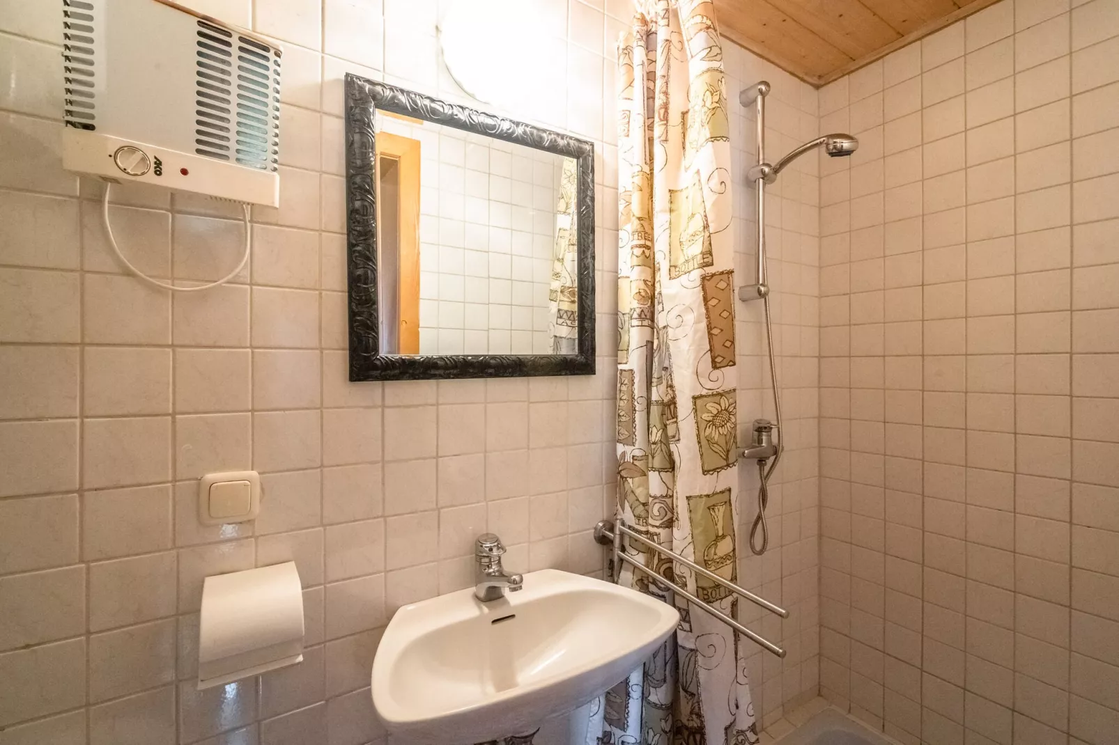 Schröllhütte-Badezimmer