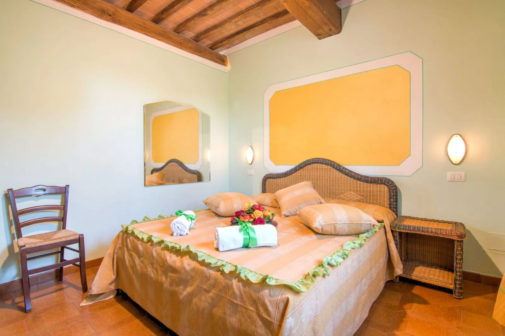 Italia-Bedroom