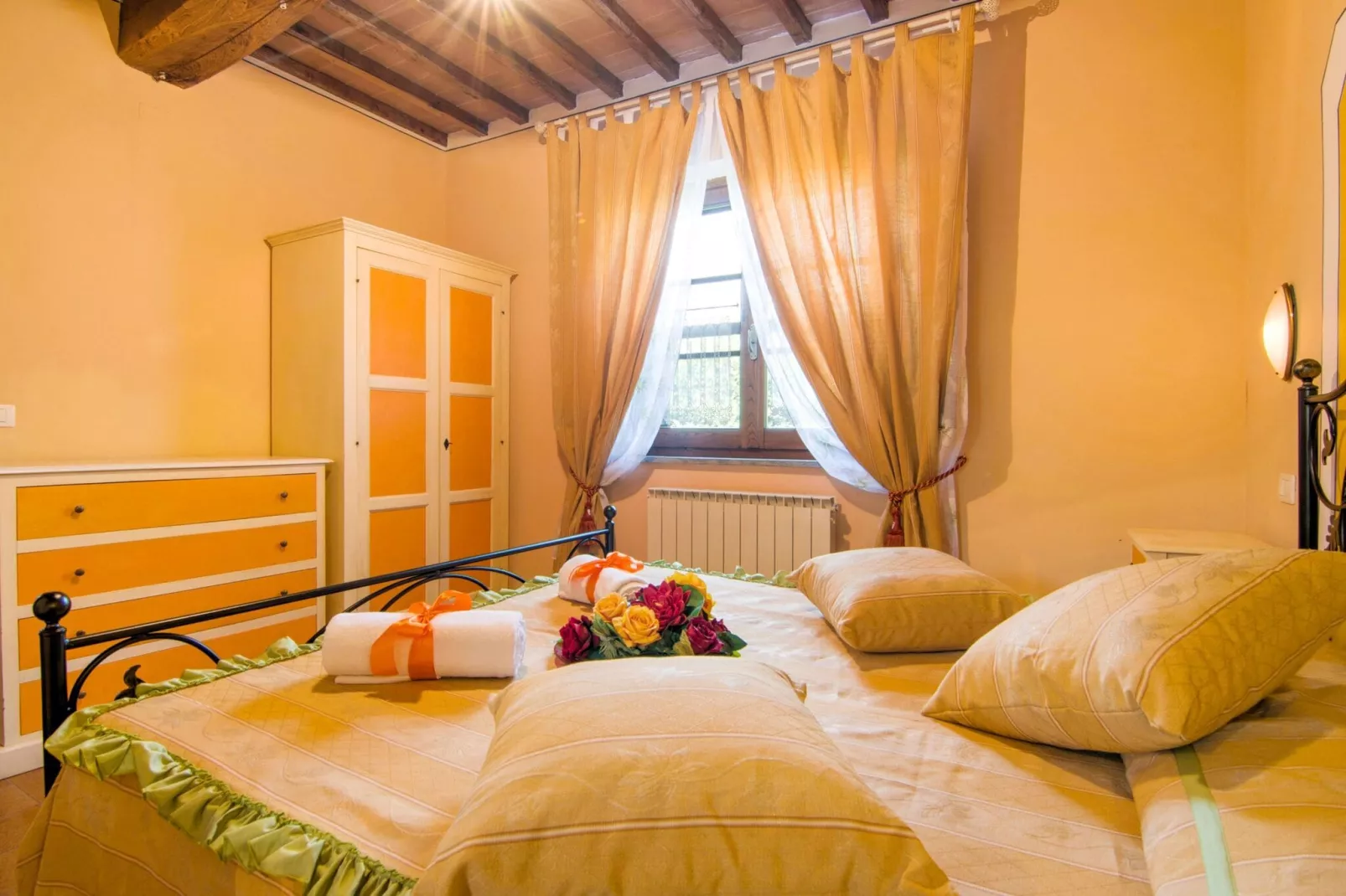 Lacaioli-Bedroom