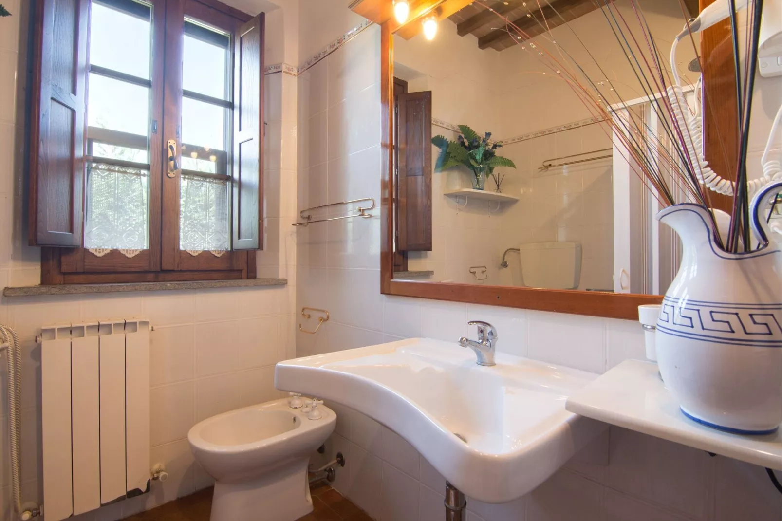 Lacaioli-Bathroom