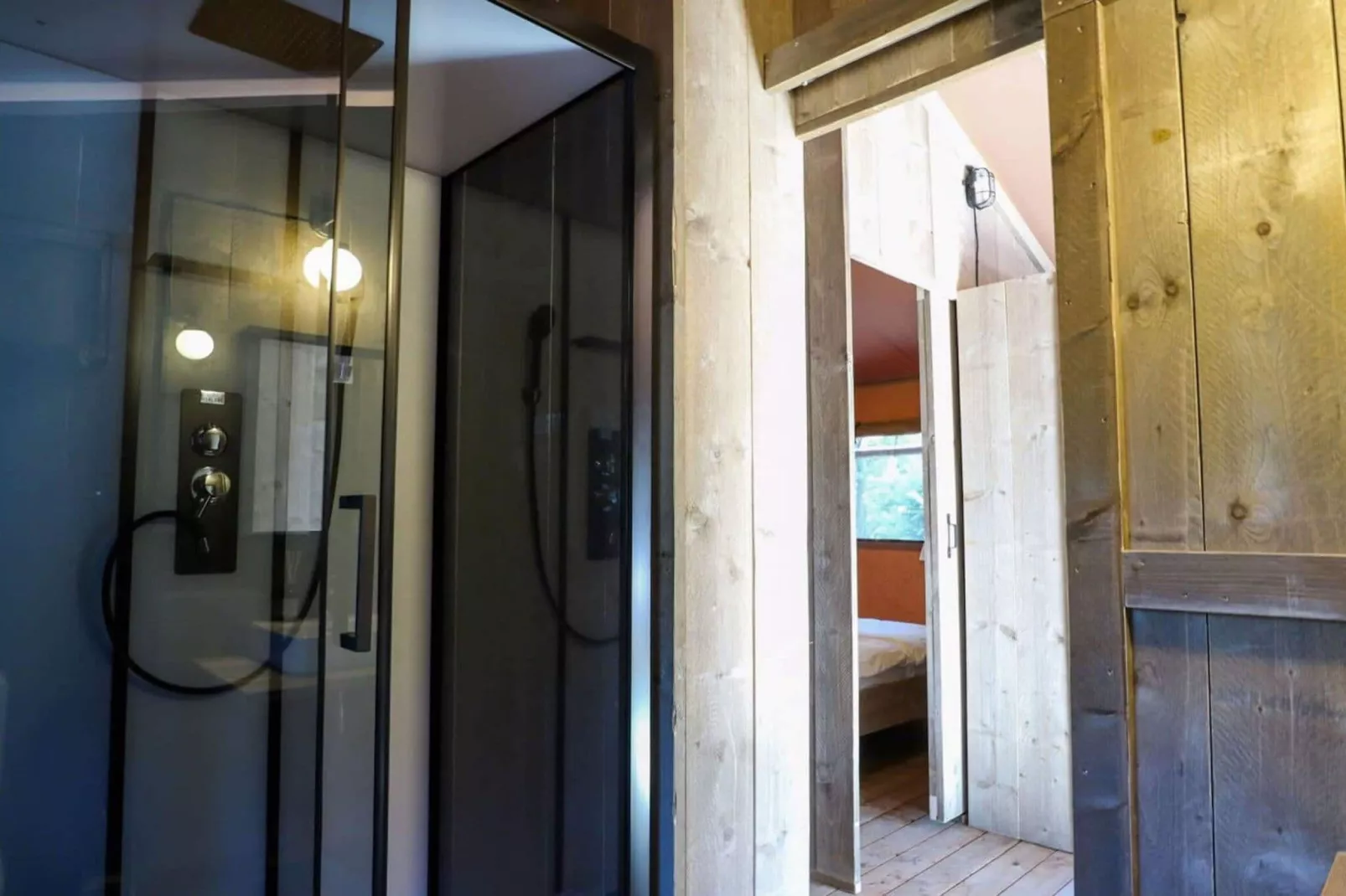 Resort Enkhuizer Strand 6-Bathroom