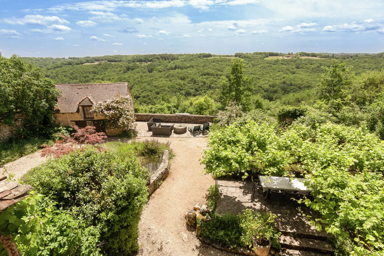 Domaine de la Borderie-View summer