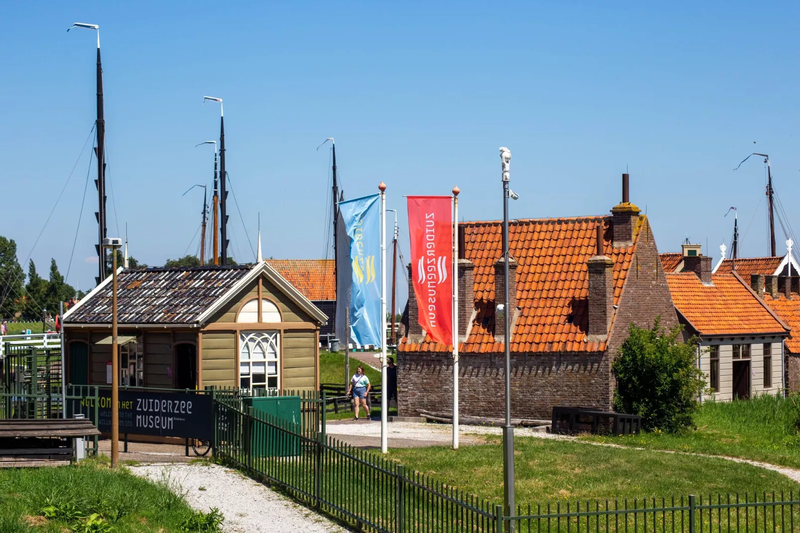 Resort Enkhuizer Strand 6-Areas summer 5km