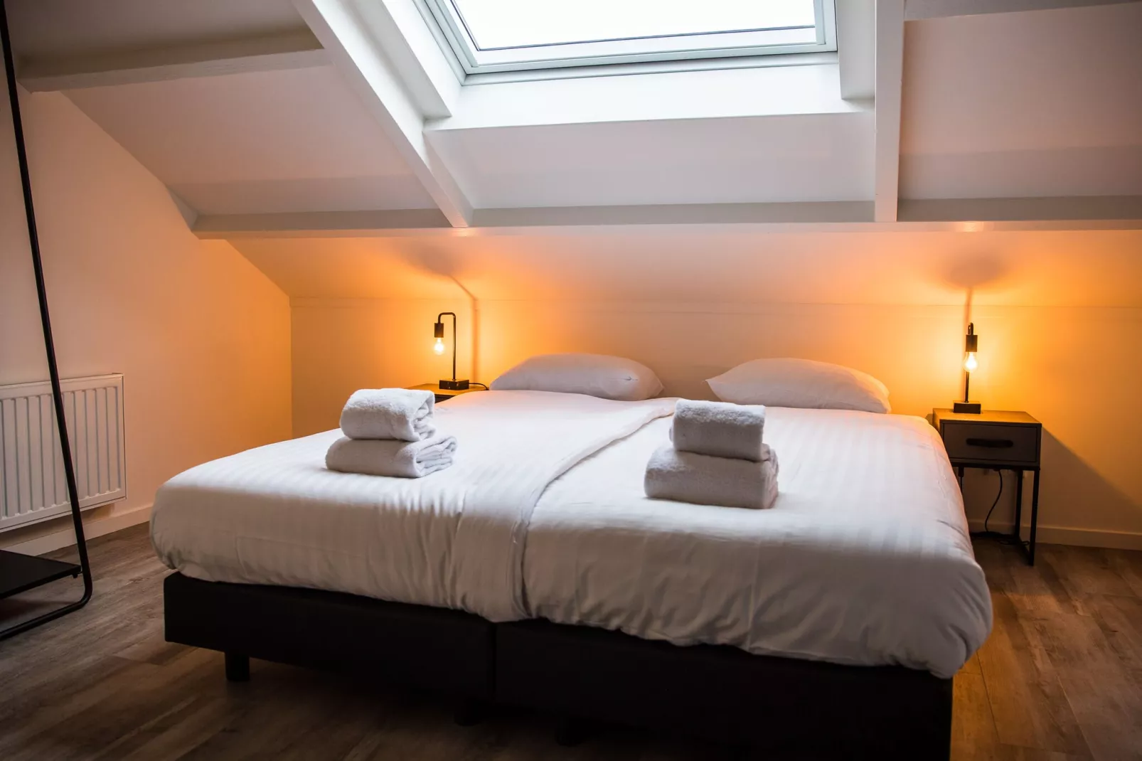 Oranjezon app 6p-Bedroom