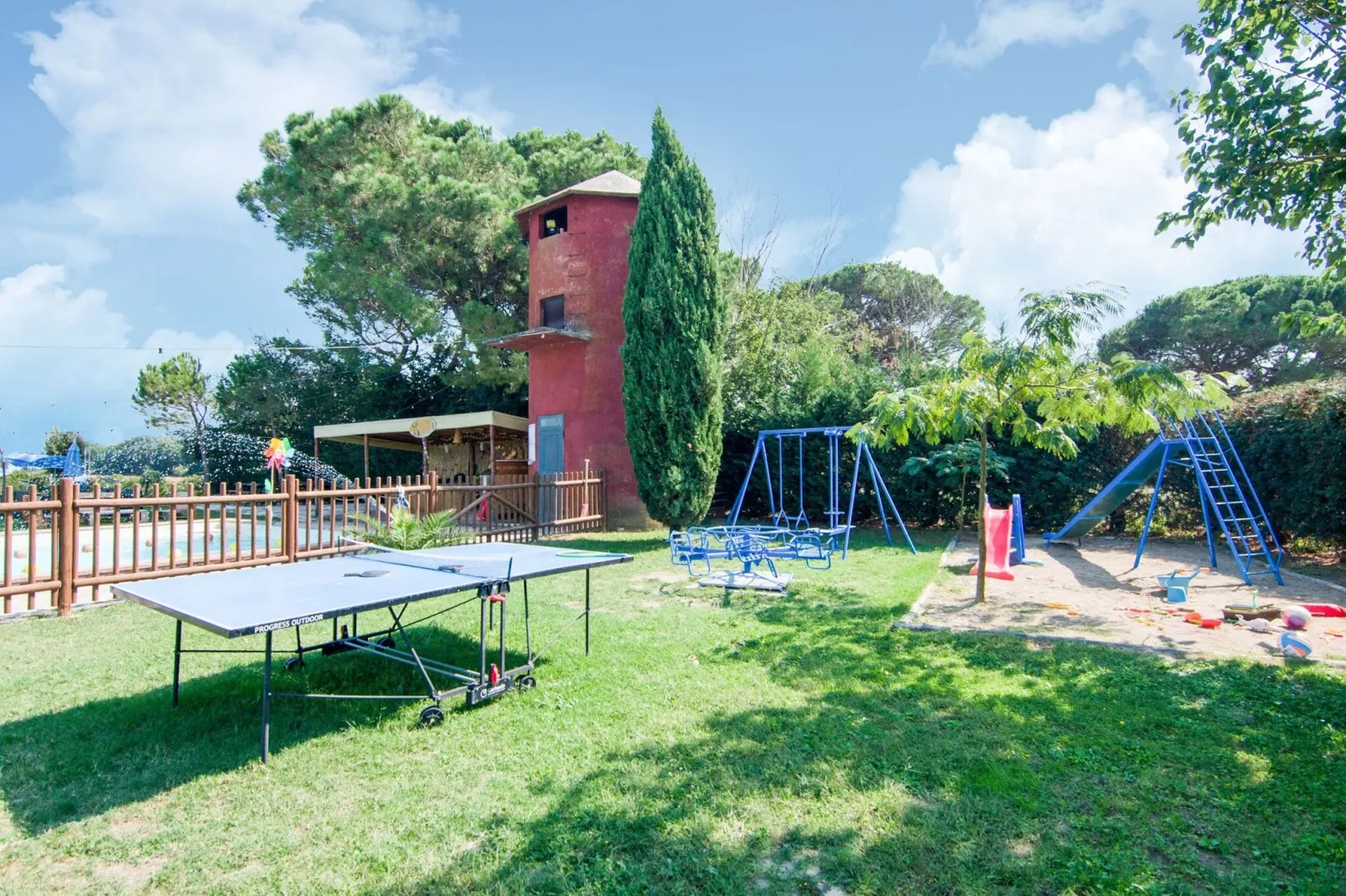 Lacaioli-Park facilities