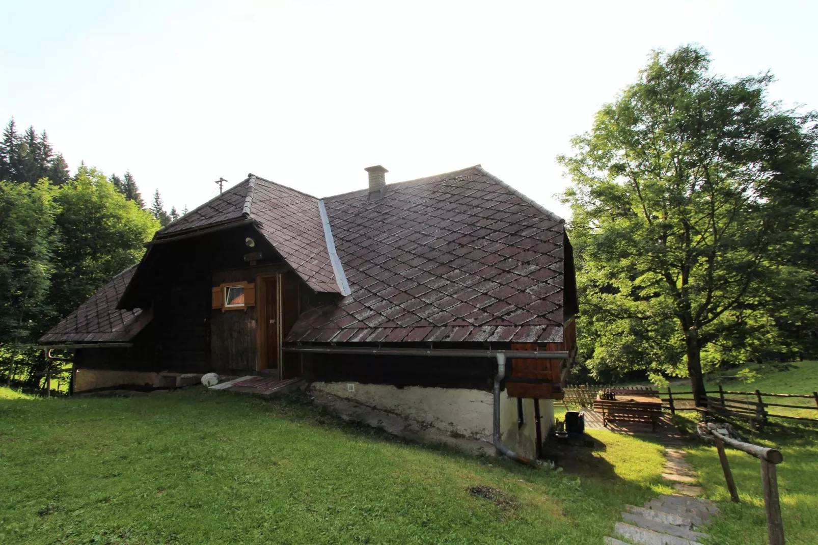 Brentlhütte-Exterior summer