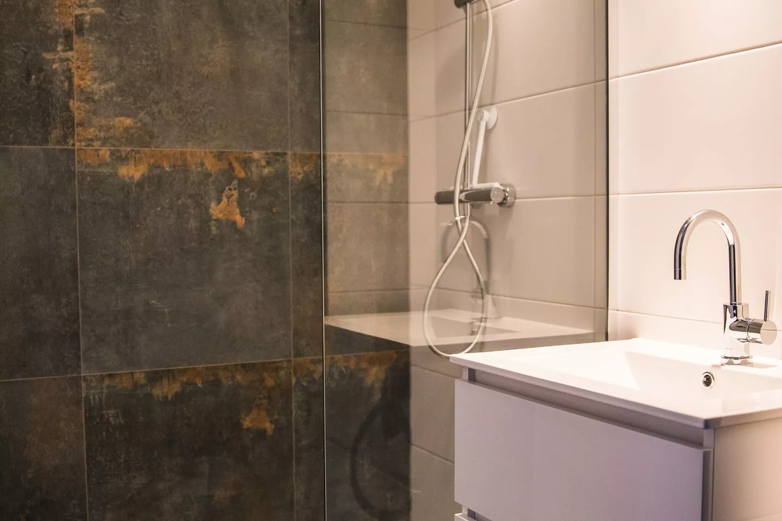Oranjezon app 6p-Bathroom