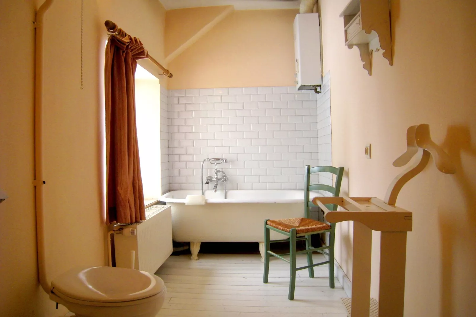 La Hetraie-Bathroom