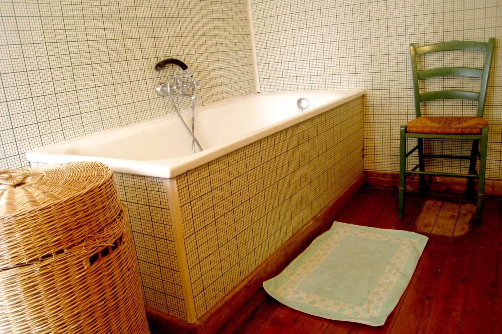 La Hetraie-Bathroom