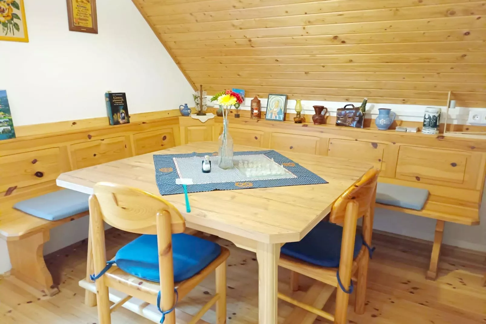Graslerhütte-Dining room