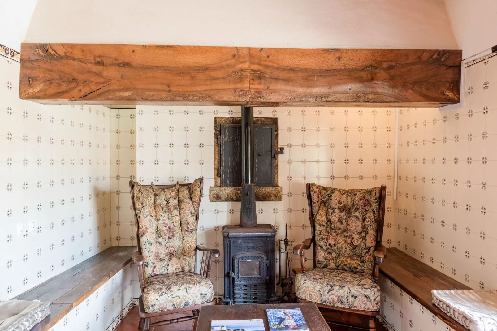 Casa do Forno de Pão-Living room