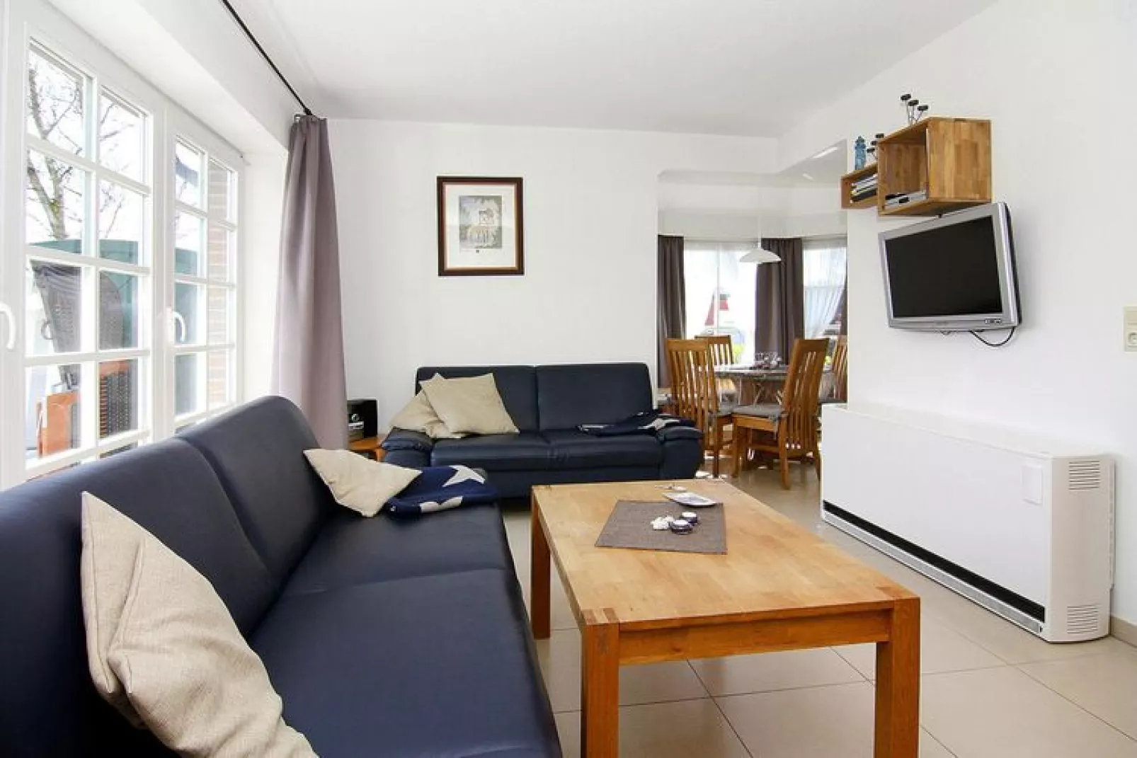 Steert 2-Living room