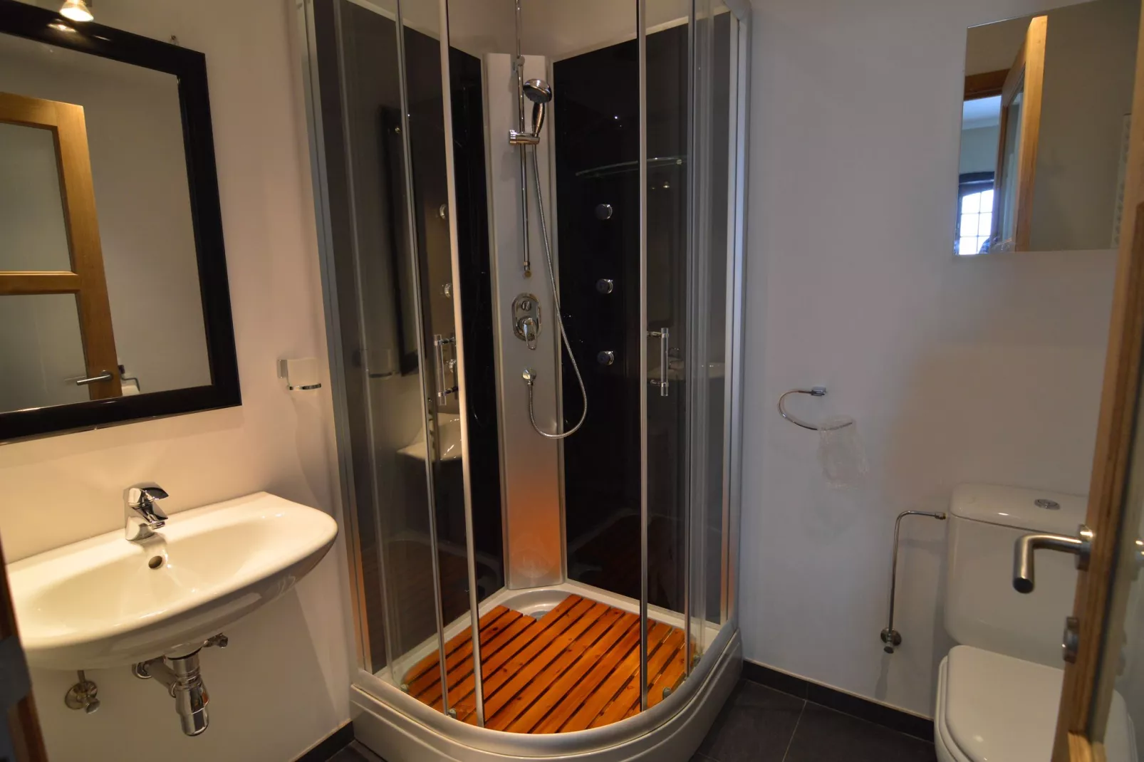 La Conciergerie-Bathroom