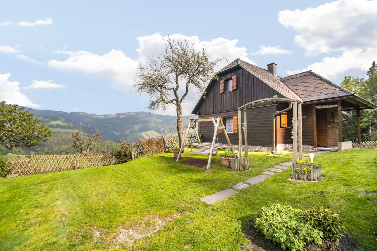 Ferienhaus Bauer-Gardens summer
