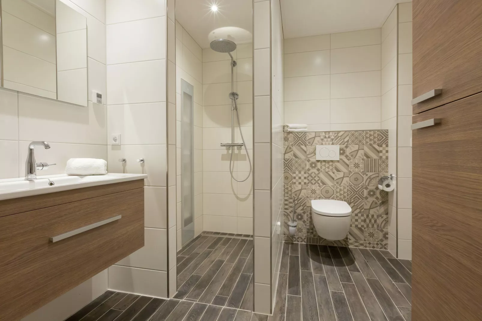 De Zeeuwse Schuur - comfort plus 4 personen-Badezimmer