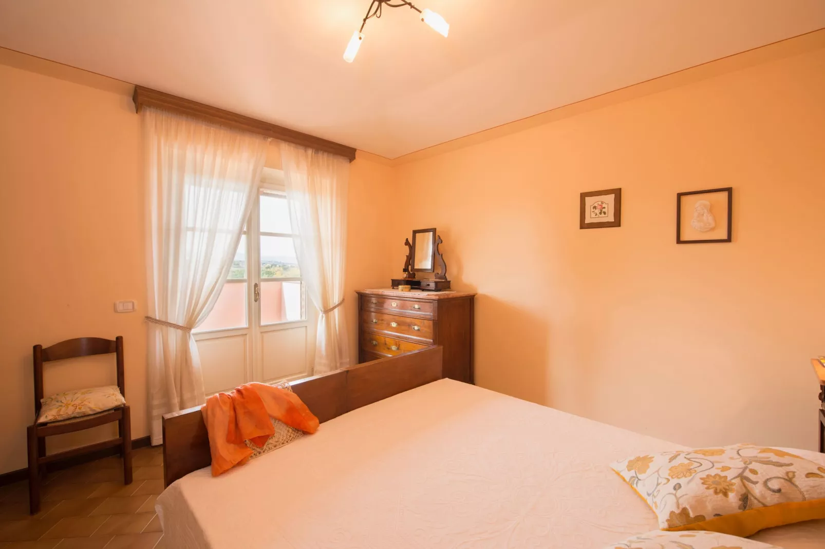 Paladue-Bedroom