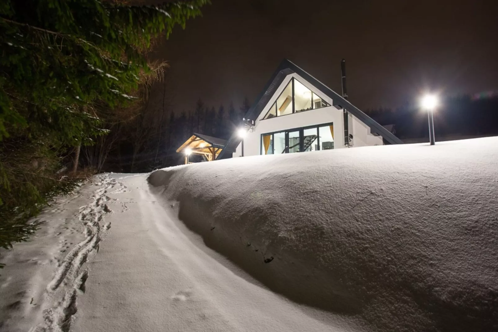 Domek na Wzgórzu-Exterior winter